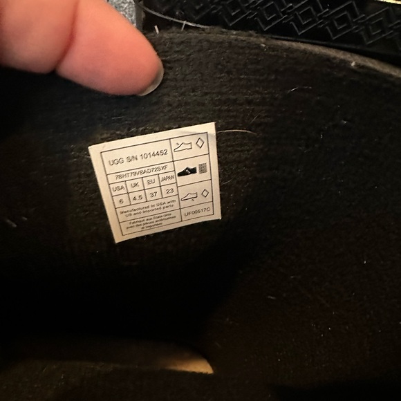 Ugg Rain Boots - Picture 9 of 9